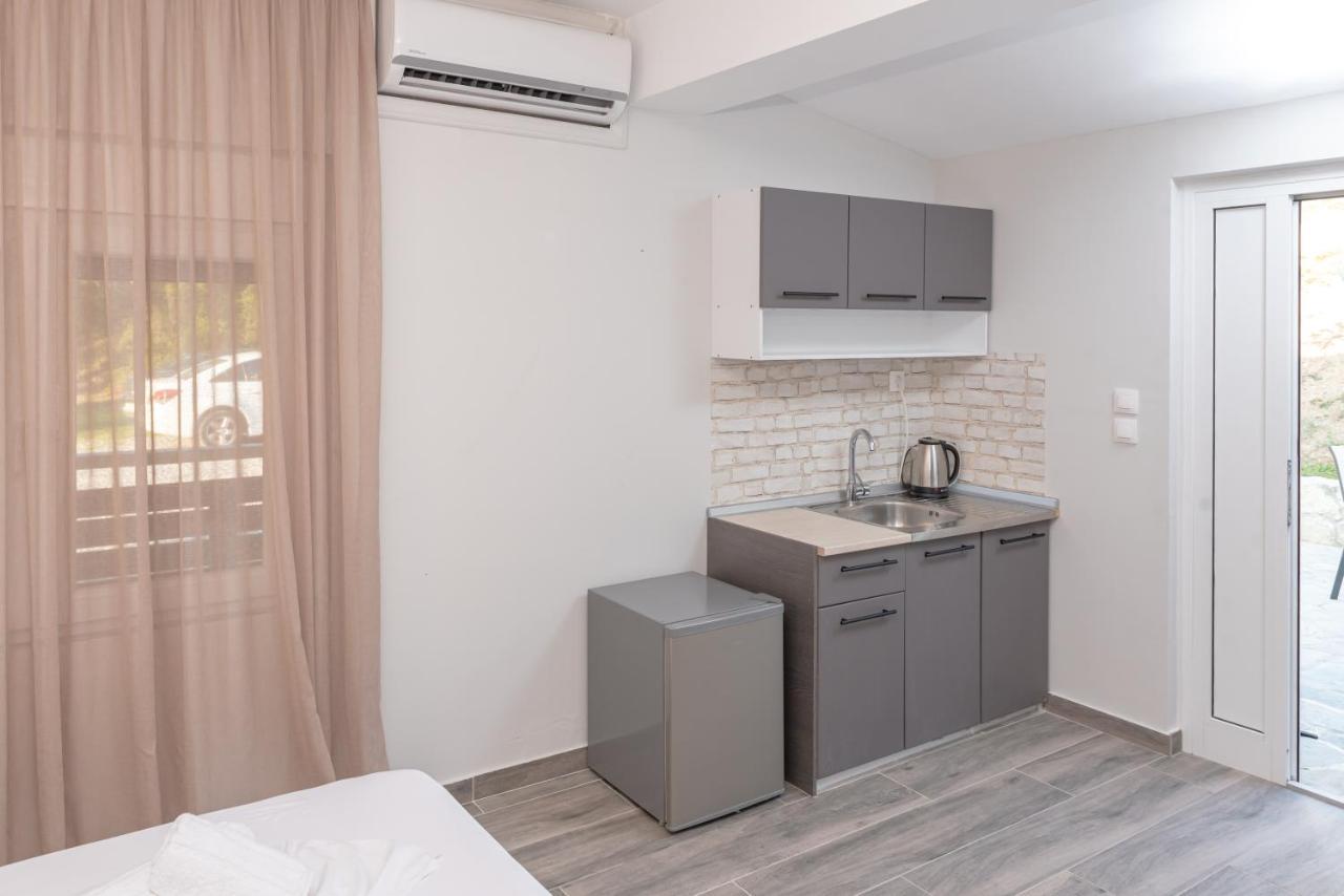 Medusa Rooms Kallithea  Екстер'єр фото