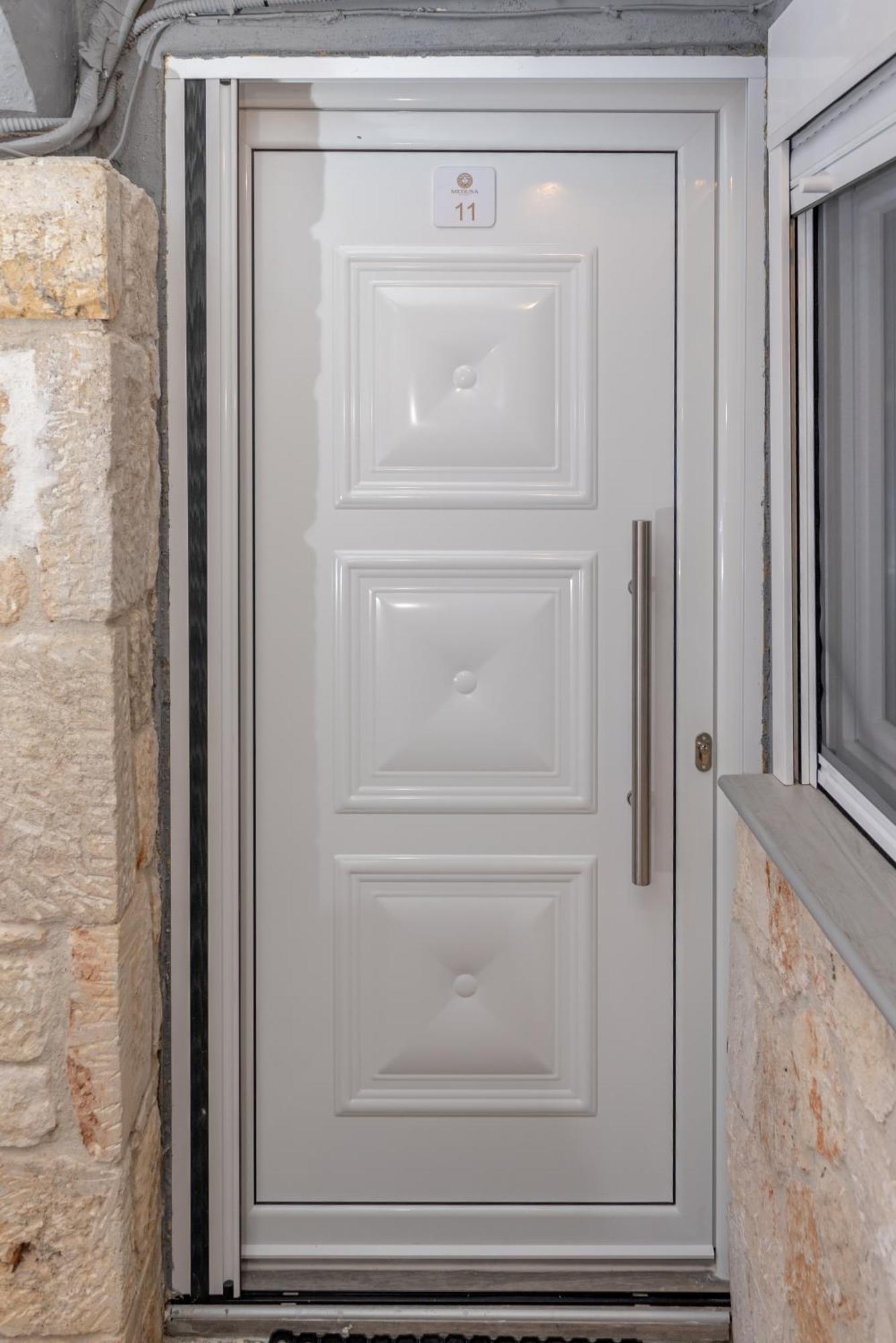 Medusa Rooms Kallithea  Екстер'єр фото