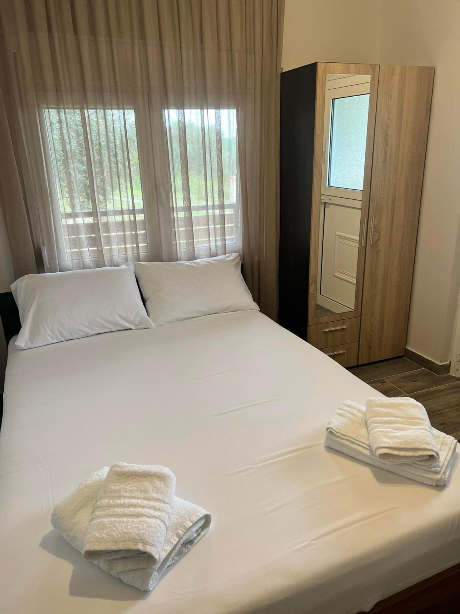 Medusa Rooms Kallithea  Екстер'єр фото